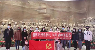 外語(yǔ)系舉辦“一談一悟一奮進(jìn)”活動(dòng)第三講