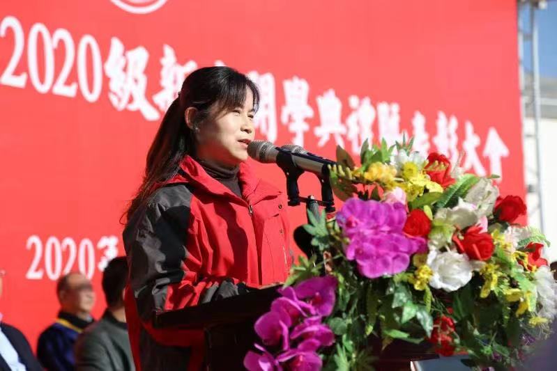 全國抗疫英雄云妙珍勉勵高校學(xué)子：練就過硬本領(lǐng)，勇?lián)鷷r代重任